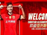 乐鱼体育全站-新援表现出众，给球队注入新鲜血液